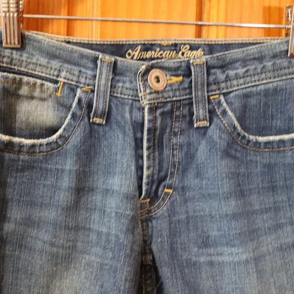 American Eagle Outfitters Cut Off Denim Shorts 0 - Picture 4 of 10